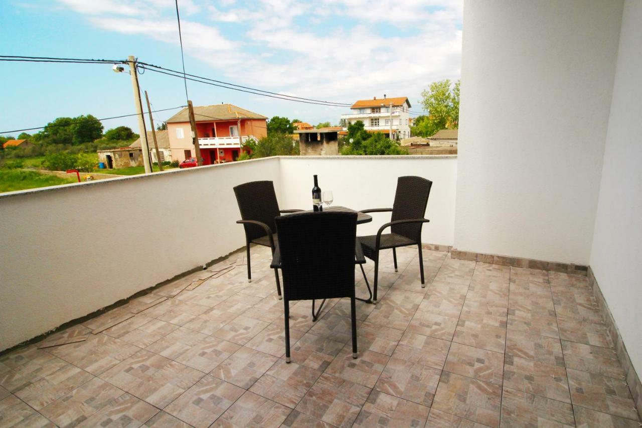Apartment Sime Nin Extérieur photo