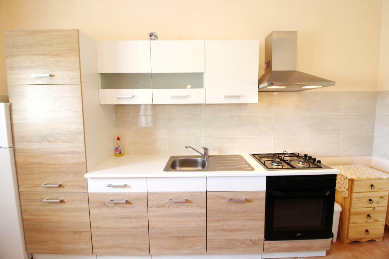 Apartment Sime Nin Extérieur photo
